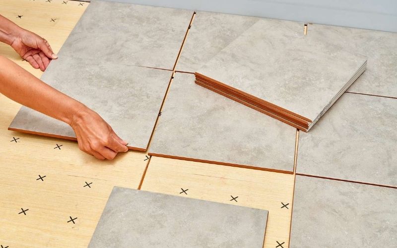 How to Lay Tile on a Plywood Subfloor