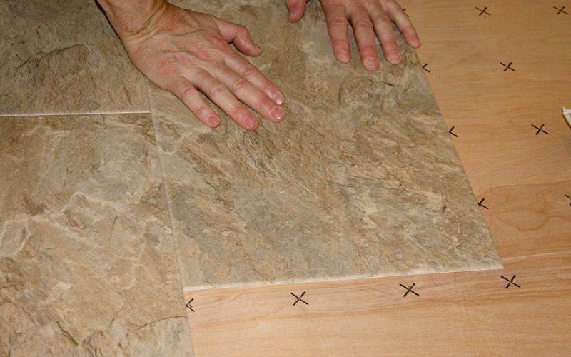 How to Lay Tile on a Plywood Subfloor