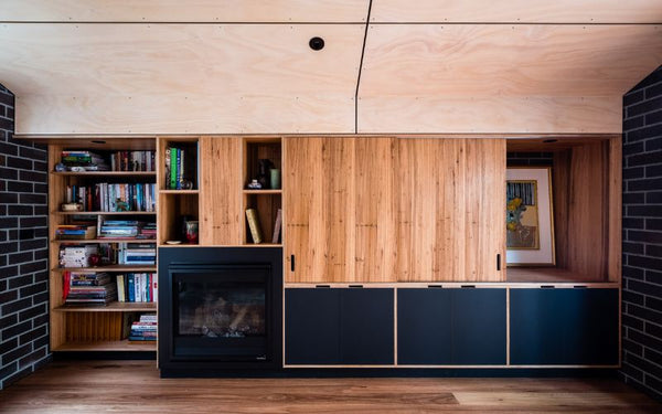 How much weight can plywood hold vertically