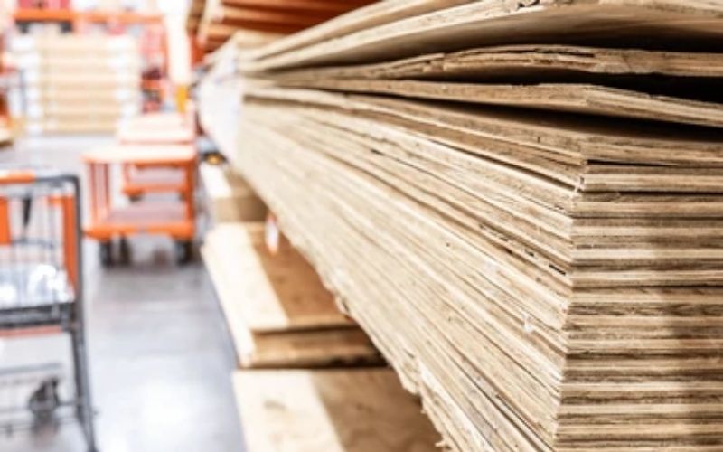 Is there a way to flatten warped wood?