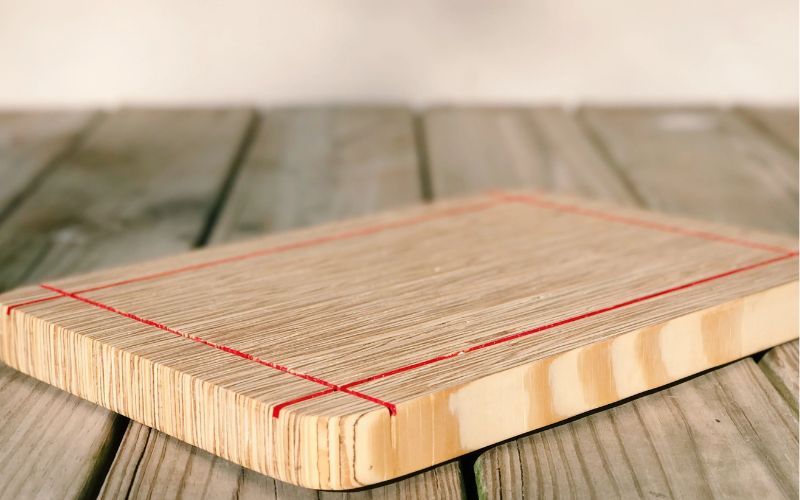 Can plywood be used for cutting board?