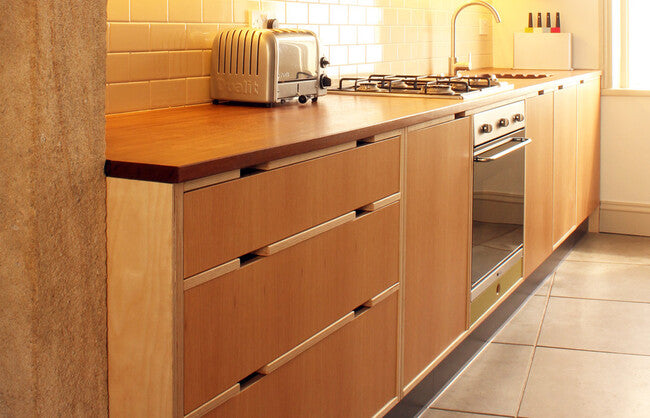 Compare plywood and MDF kitchen cabinets